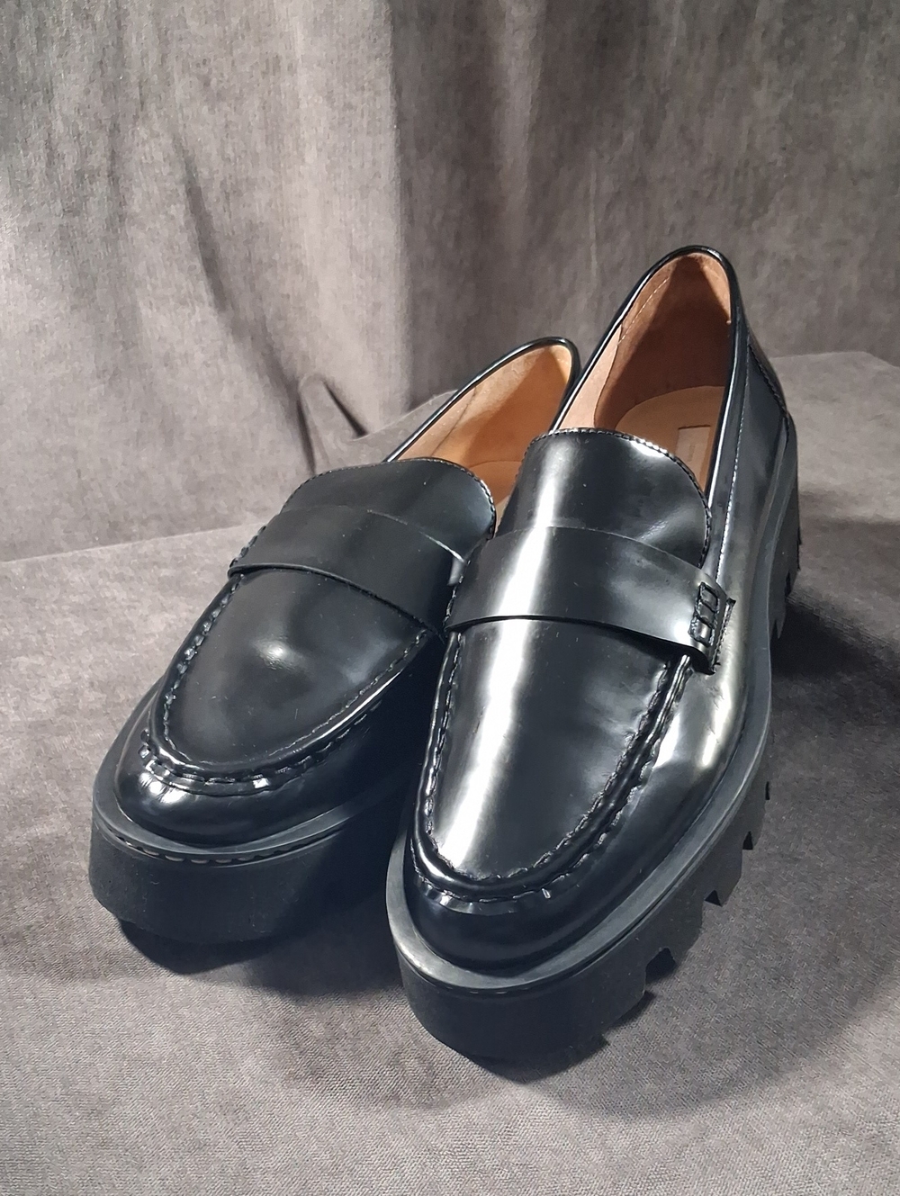 H&M Black Leather Lug Sole Chunky Loafers VG- EU 42 US 10